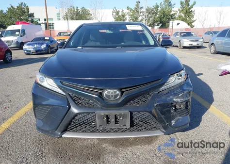 2020 Toyota Camry Xse V6 z USA, uszkodzony, nr VIN 4T1KZ1AKXLU039935